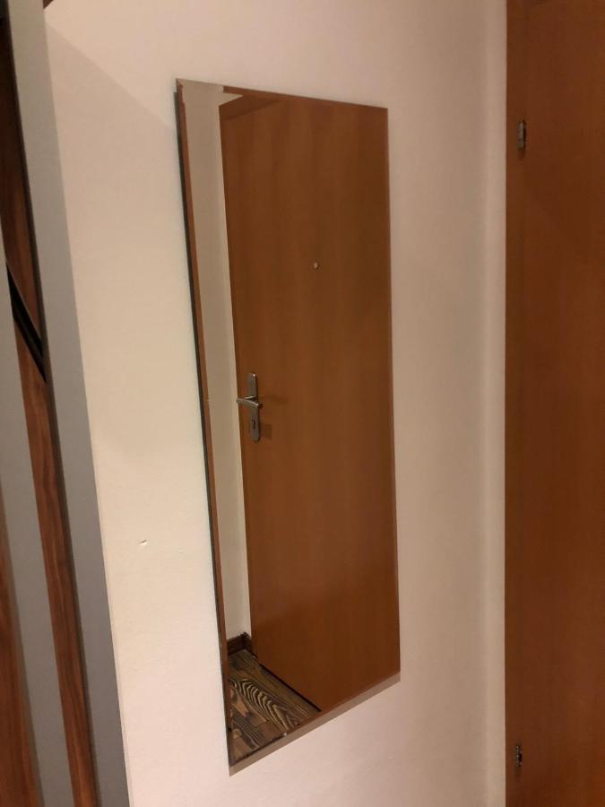 Nina Apartment Wiener Neustadt Esterno foto